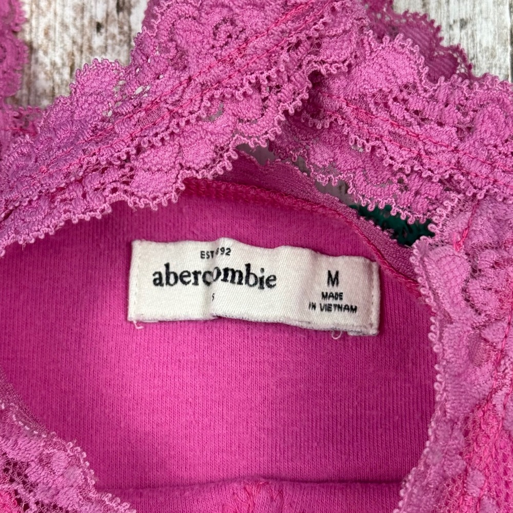 Abercrombie & Fitch Pink Lace Trim Cami Top Fitted V-Neck Bow Youth M Adult XS - Picture 3 of 8